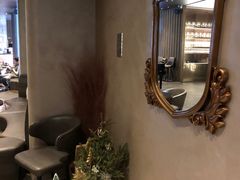 -wineapp葡萄酒餐吧(外滩金融中心店)
