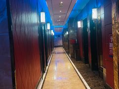 -萧邦音乐会所KTV(向西店)