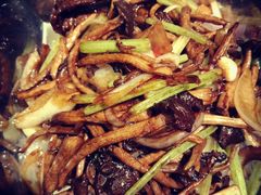 -弄堂里(西溪龙湖天街店)
