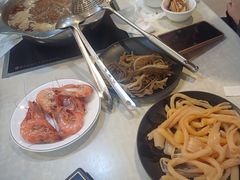 -尚品海鲜肥牛自助火锅(湖明店)