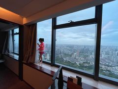 -上海龙之梦万丽酒店