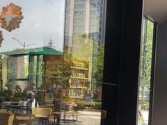 -星巴克臻选(上海长风大悦城店)