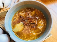 牛腩面-美食小镇·观赏珍稀鸟类·长隆熊猫酒店