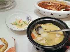 -沪华海鲜大酒楼(南汇店)