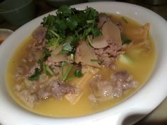 酸汤时蔬肥牛-绿茶餐厅(广州天河城店)