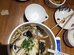 -渝是乎酸菜鱼(龙旗购物中心店)