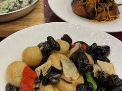 -侬佳蒸菜馆(听潮店)