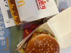 -麦当劳(保利若比邻店)