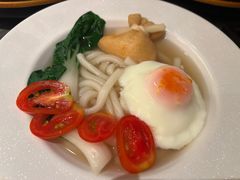 -牛YO寿喜烧·铁板烧和牛火锅自助(市府恒隆店)
