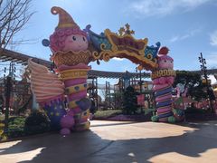 -七彩云南欢乐世界