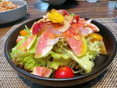-喜洲吧·江畔老船厂·庭院餐厅(喜临院店)