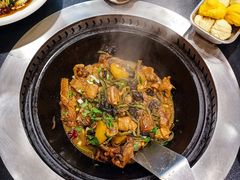 -锅老头海鲜铁锅炖