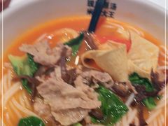 -蒙自源米线大王(东站店)