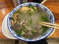 -叶新小吃店(来凤小区总店)