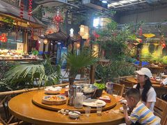 -庭苑饭香·生态餐厅(动物园店)