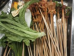 -钢管厂五区小郡肝串串香(蜀都万达店)