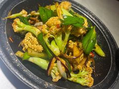 小炒有机花菜-雲蜀龙阁·金牌水煮鱼(方庄店)