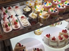 -巴黎贝甜(大宁国际商业广场店)