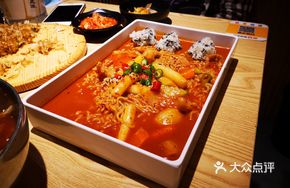 Spicy Boneless Chicken Feet Ramen