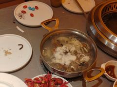 -黑金·寻焰自助百汇·烤肉·火锅(中街店)