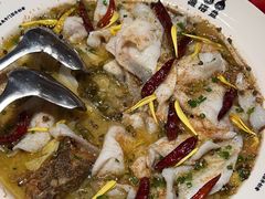 -渔语鱼酸菜鱼新川菜(来福士店)