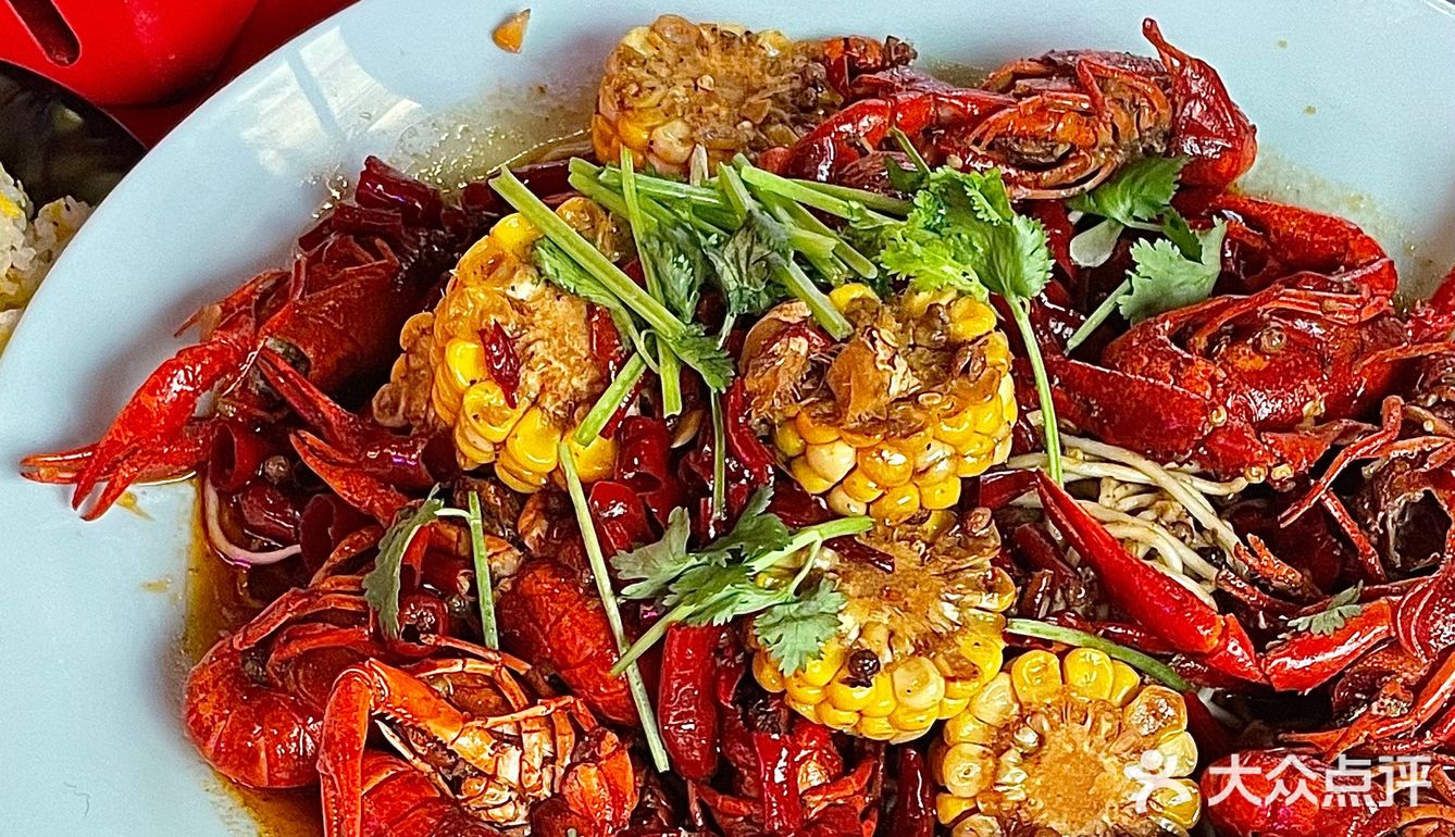 🥘他们家的汤，我全部打包回家下面了！