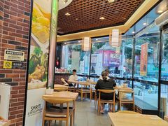 -裕记烧腊连锁餐饮(国商分店)