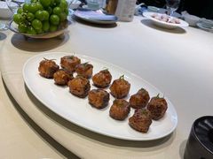 黑松露芋香饼-皇朝会.经典传统粤菜(外滩店)