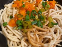 热干面-莲餐厅·湖北菜·藕汤是头牌(愚园路店)