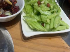 -咱屯子铁锅炖直营店(保利店)