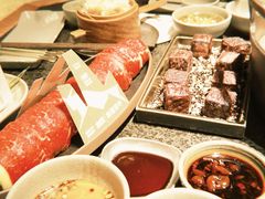 -三出山火锅(南京万象天地店)