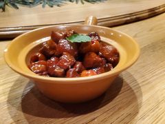 山楂红烧肉-山楂树融合菜餐厅