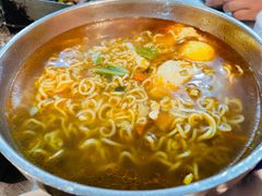 -老三李村河底戳子肉(总店)