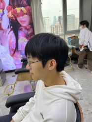 -藤野造型烫发染发