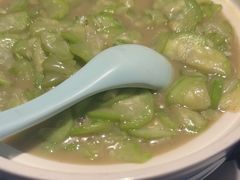 -川流不息·地道川菜·小龙虾(新松江路店)