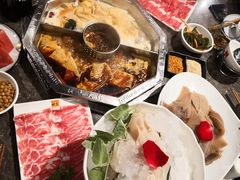 -佬土鹅肠火锅(解放路店)