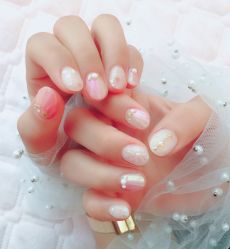 -爱美睫美甲会馆