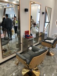 -V8潮牌·接发烫染连锁