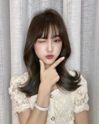-十六番发型师事务所