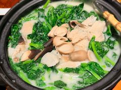 菌菇鱼汤豆苗-宁波柏悦酒店·钱湖渔港