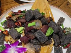 -亮欢寨(凯里总店)