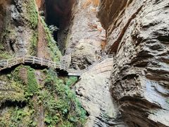 -龙水峡地缝景区