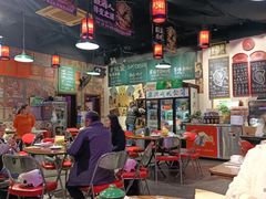 -蚝堡海鲜·威海菜·海肠捞饭·烧烤·亚洲吃蚝公司(幸福门店)
