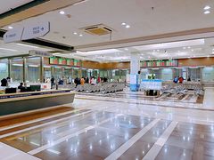 -房地产交易中心-停车场