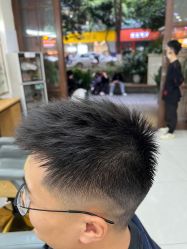 点击看大图 -川和潮人漂色·烫染·接发