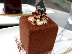 -UNI UNI(环亚凯瑟琳店)