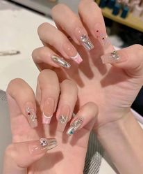 -悦指间美甲美睫