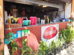 -Smoke resto