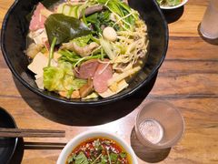 -万记麻辣烫国展总店