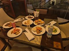 -西安皇冠假日酒店·朱雀咖啡厅